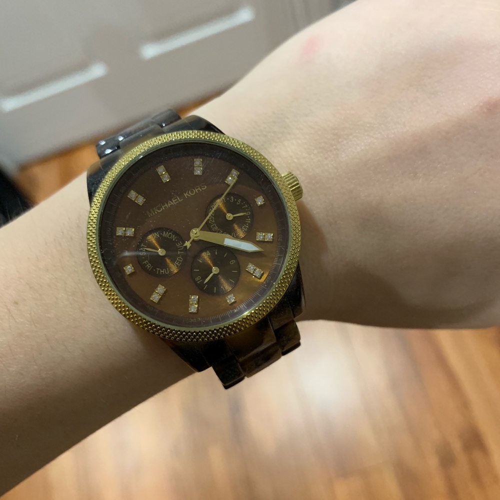 MICHEAL KORS WATCH